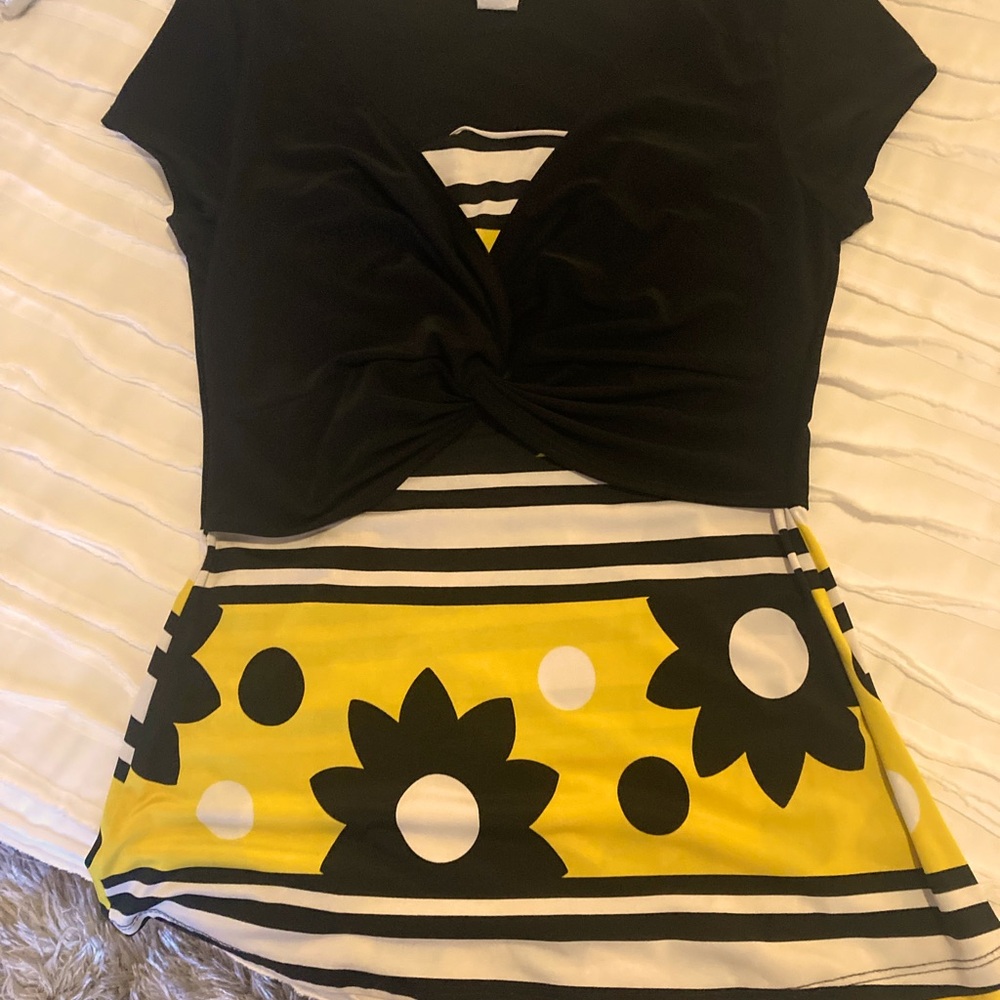 Black and Yellow Floral Top